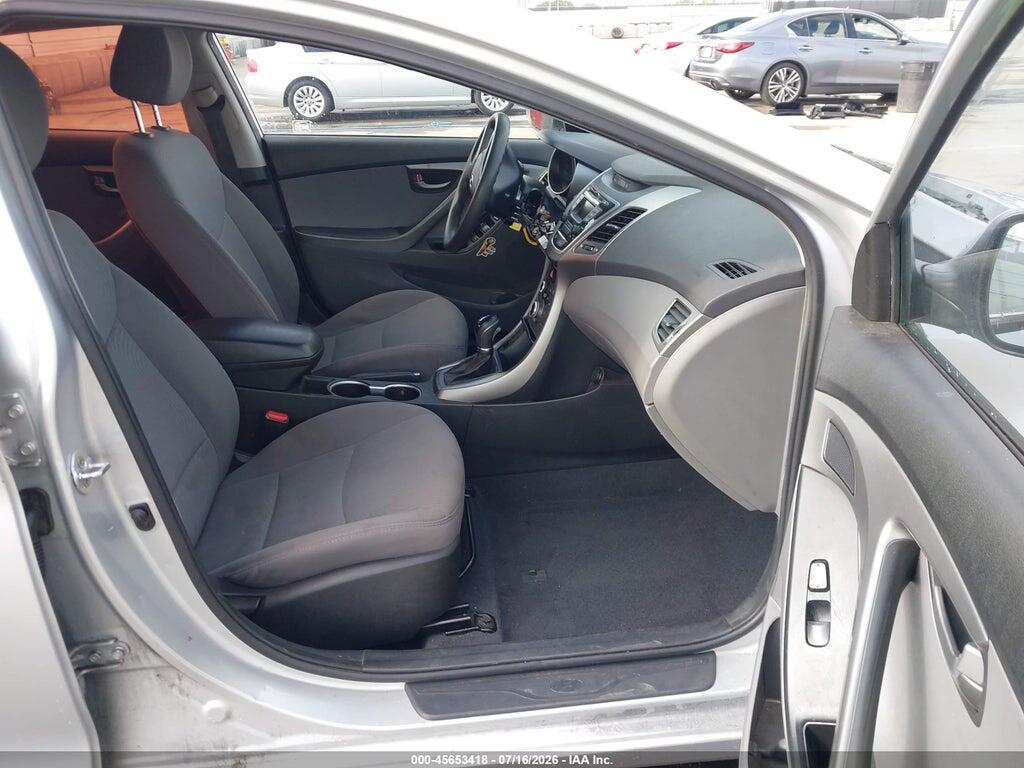 5NPDH4AE9GH789547 2016 HYUNDAI ELANTRA photo no. 5