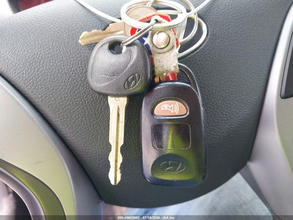 5NPDH4AE2GH787185 2016 HYUNDAI ELANTRA photo no. 11