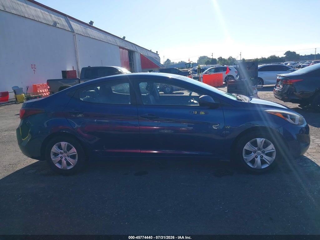 5NPDH4AE2GH700417 2016 HYUNDAI ELANTRA photo no. 12