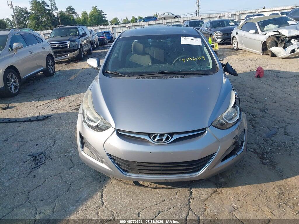 5NPDH4AE7GH719609 2016 HYUNDAI ELANTRA photo no. 12