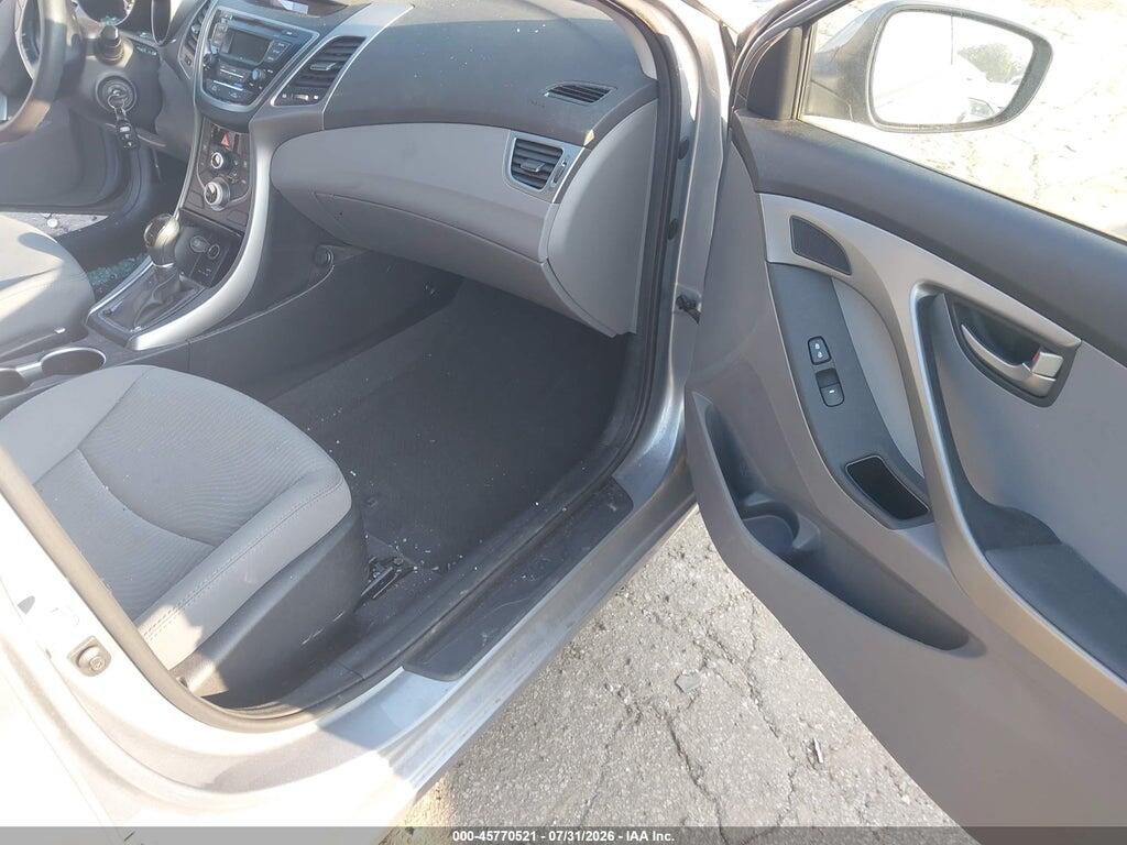 5NPDH4AE7GH719609 2016 HYUNDAI ELANTRA photo no. 5