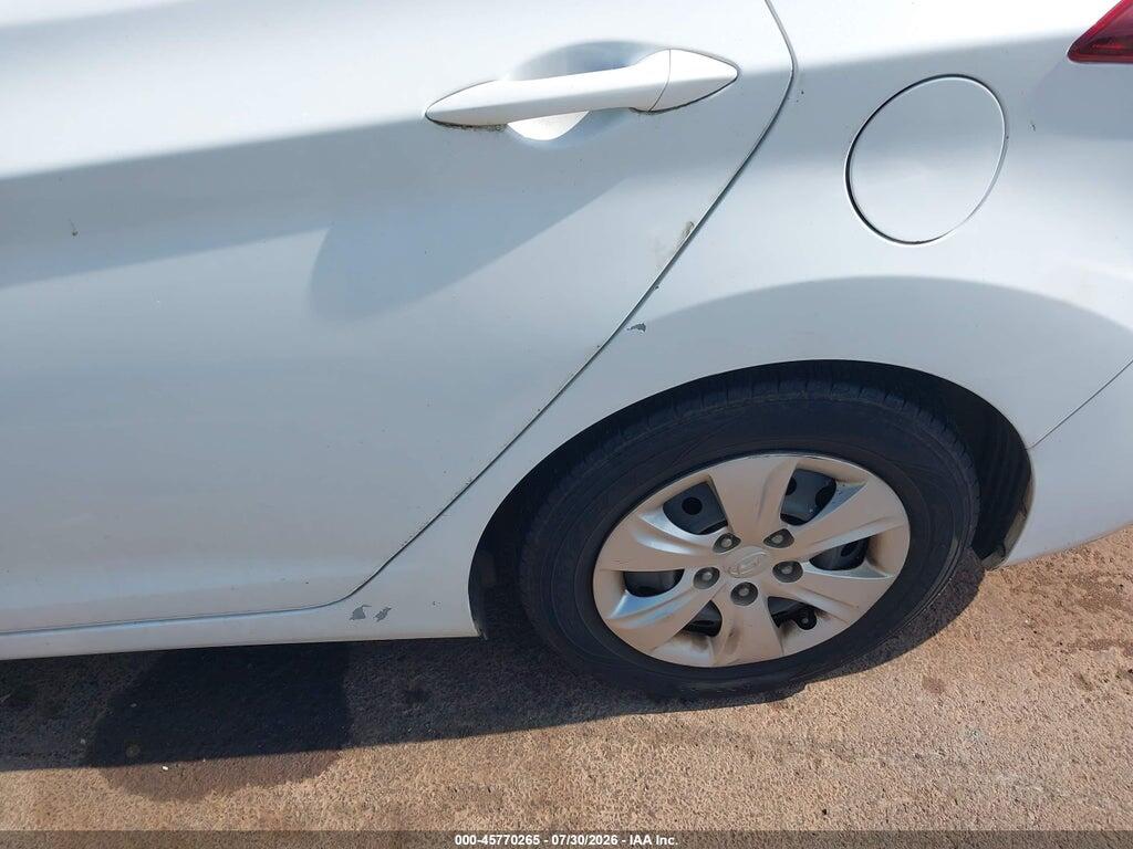 5NPDH4AE5GH740118 2016 HYUNDAI ELANTRA photo no. 12
