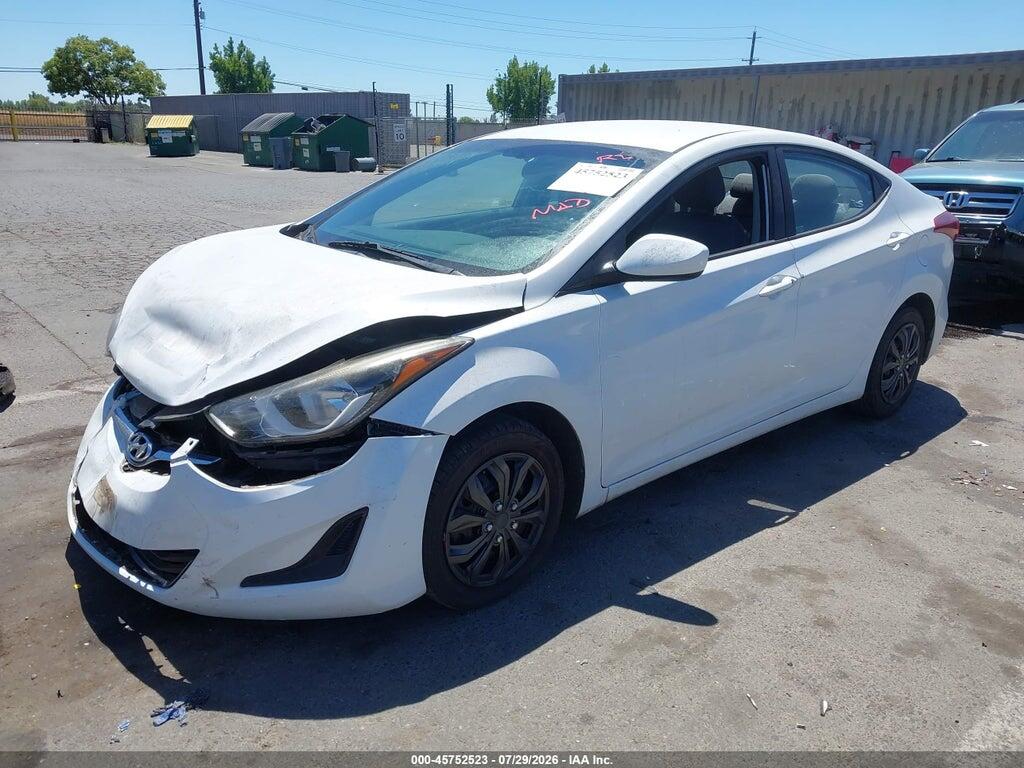 5NPDH4AE2GH685658 2016 HYUNDAI ELANTRA photo no. 2