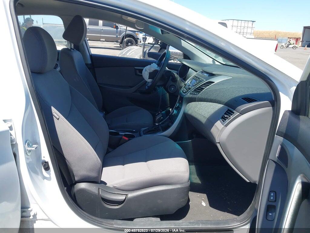 5NPDH4AE2GH685658 2016 HYUNDAI ELANTRA photo no. 5