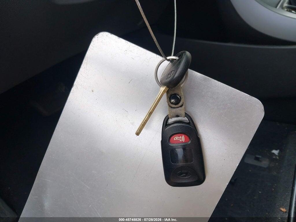 5NPDH4AE9GH787944 2016 HYUNDAI ELANTRA photo no. 11