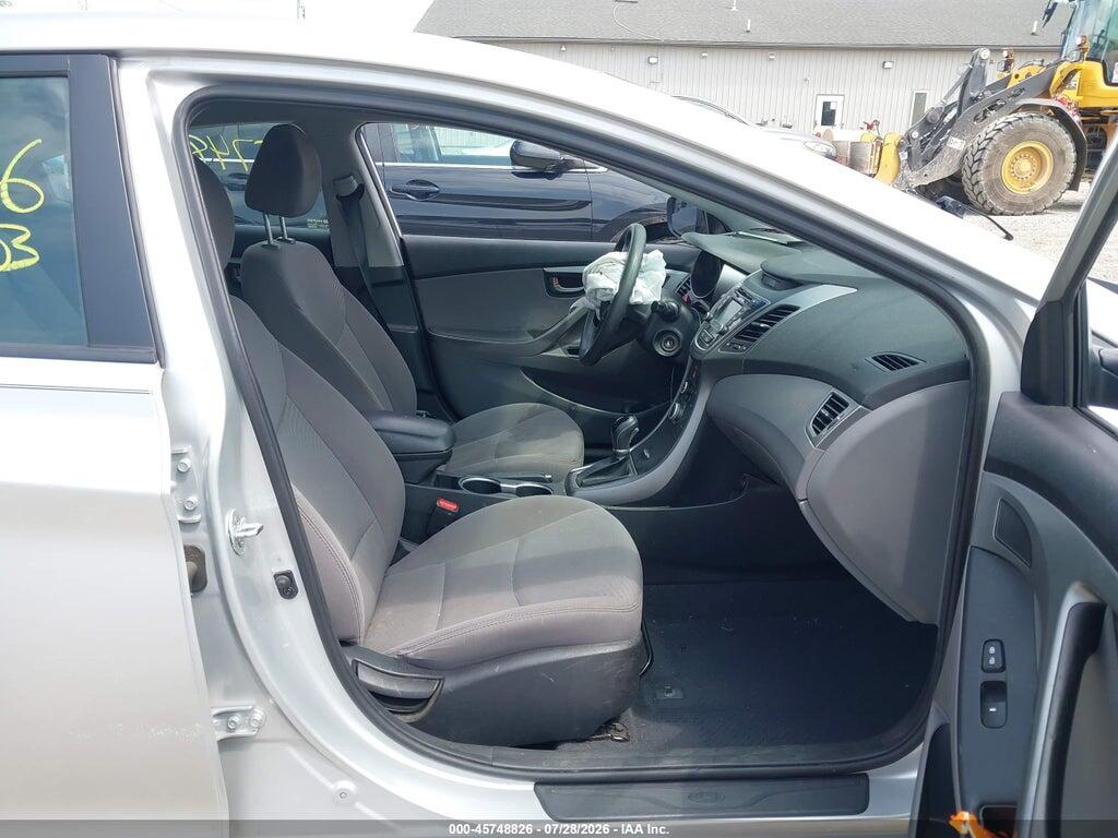 5NPDH4AE9GH787944 2016 HYUNDAI ELANTRA photo no. 5