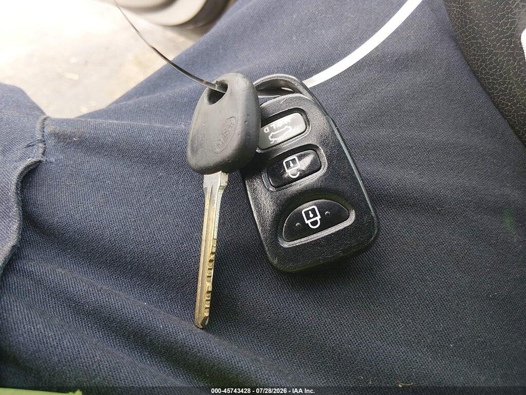 5NPDH4AE1GH695176 2016 HYUNDAI ELANTRA photo no. 11
