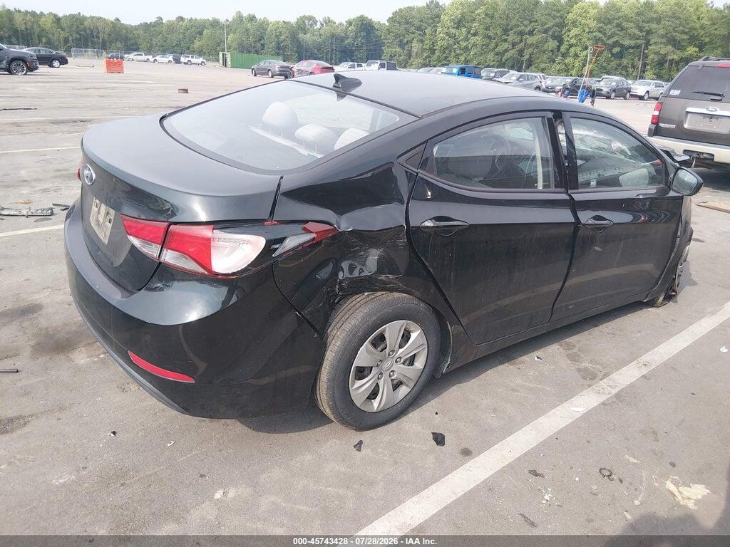 5NPDH4AE1GH695176 2016 HYUNDAI ELANTRA photo no. 4