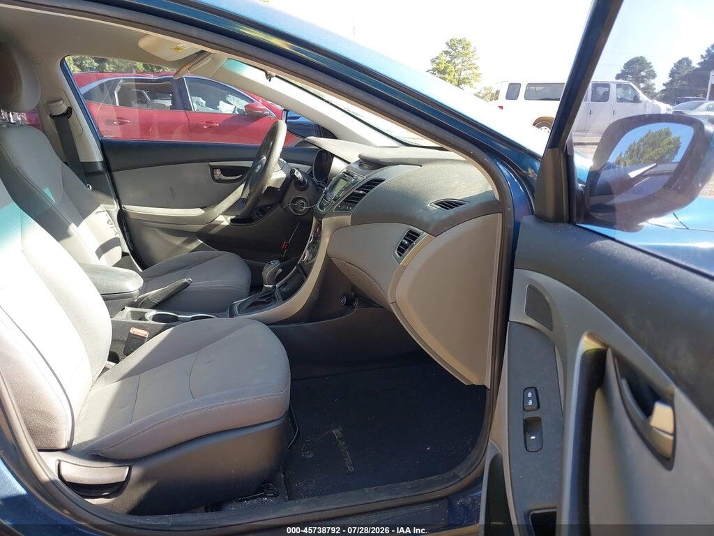 KMHDH4AE0GU584605 2016 HYUNDAI ELANTRA photo no. 5