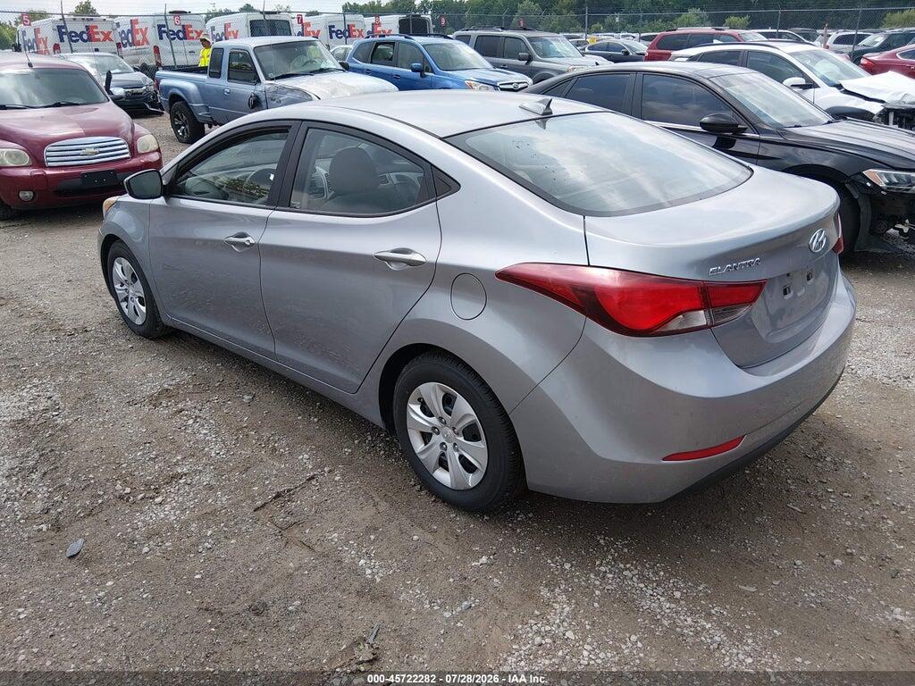 5NPDH4AE1GH713739 2016 HYUNDAI ELANTRA photo no. 3