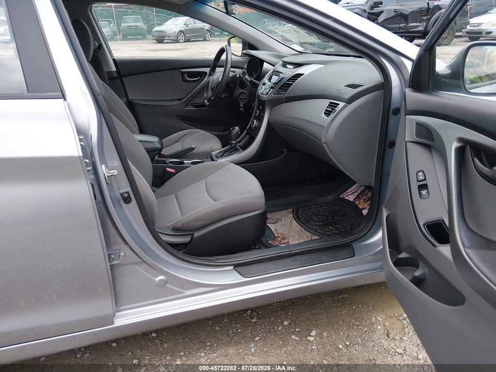 5NPDH4AE1GH713739 2016 HYUNDAI ELANTRA photo no. 5