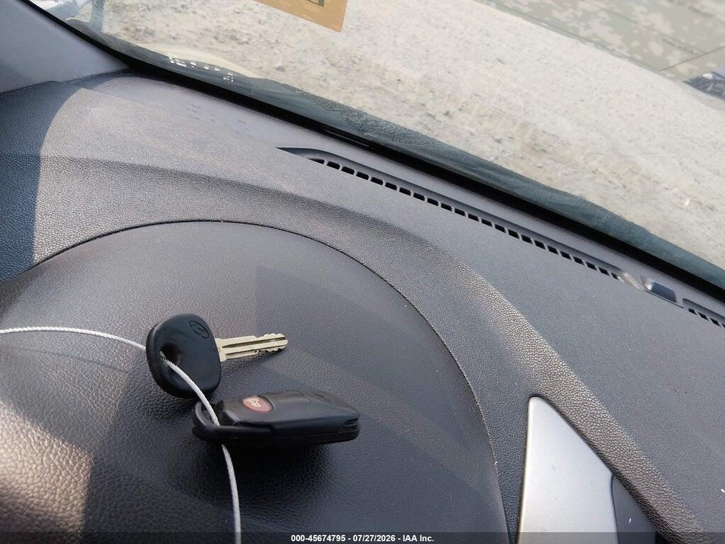 5NPDH4AE3GH779600 2016 HYUNDAI ELANTRA photo no. 11