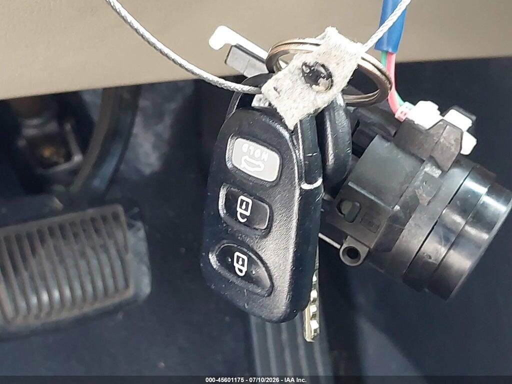 5NPDH4AE9GH749663 2016 HYUNDAI ELANTRA photo no. 11