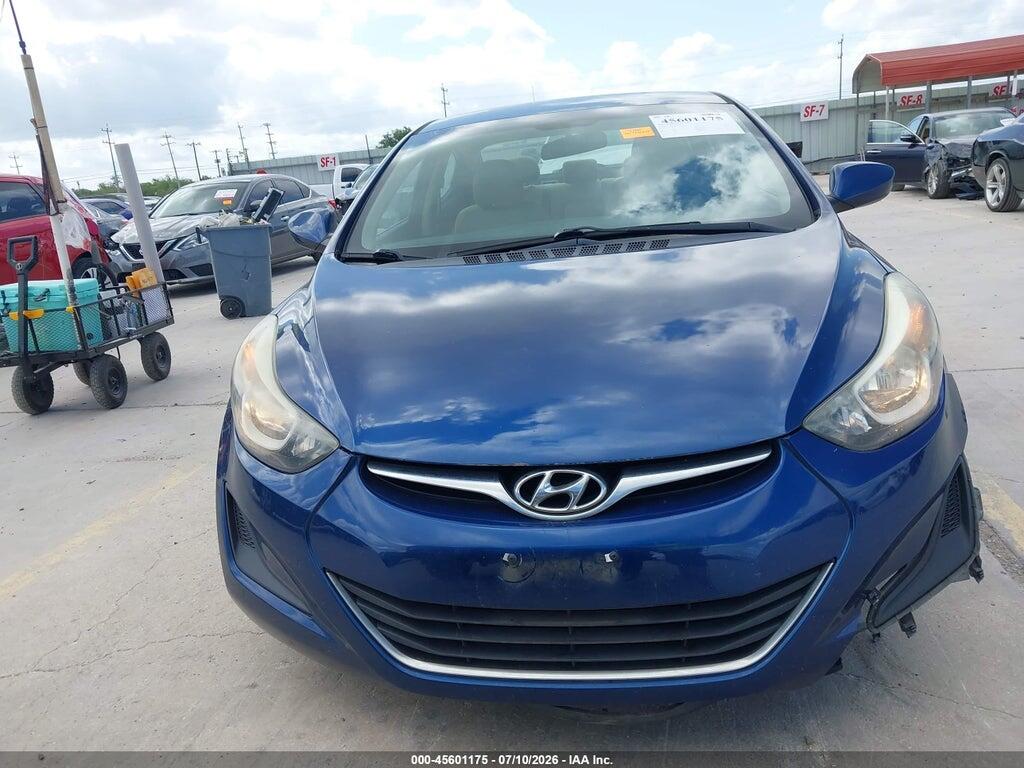 5NPDH4AE9GH749663 2016 HYUNDAI ELANTRA photo no. 12