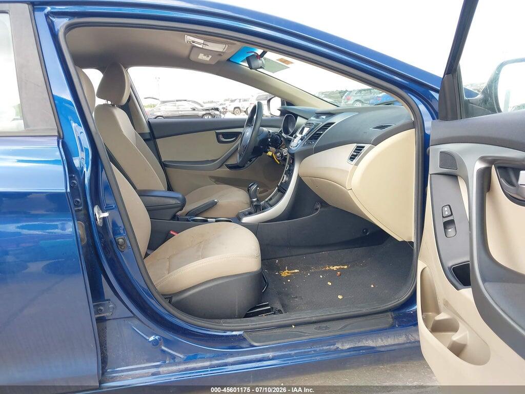 5NPDH4AE9GH749663 2016 HYUNDAI ELANTRA photo no. 5