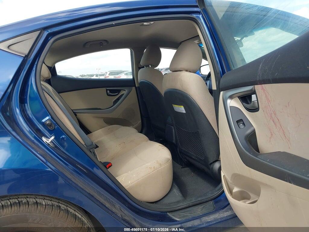 5NPDH4AE9GH749663 2016 HYUNDAI ELANTRA photo no. 8