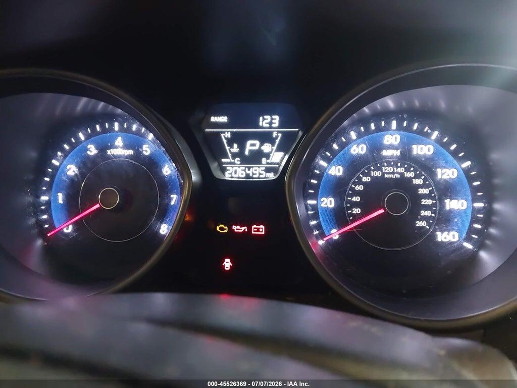 5NPDH4AE2GH674935 2016 HYUNDAI ELANTRA photo no. 7