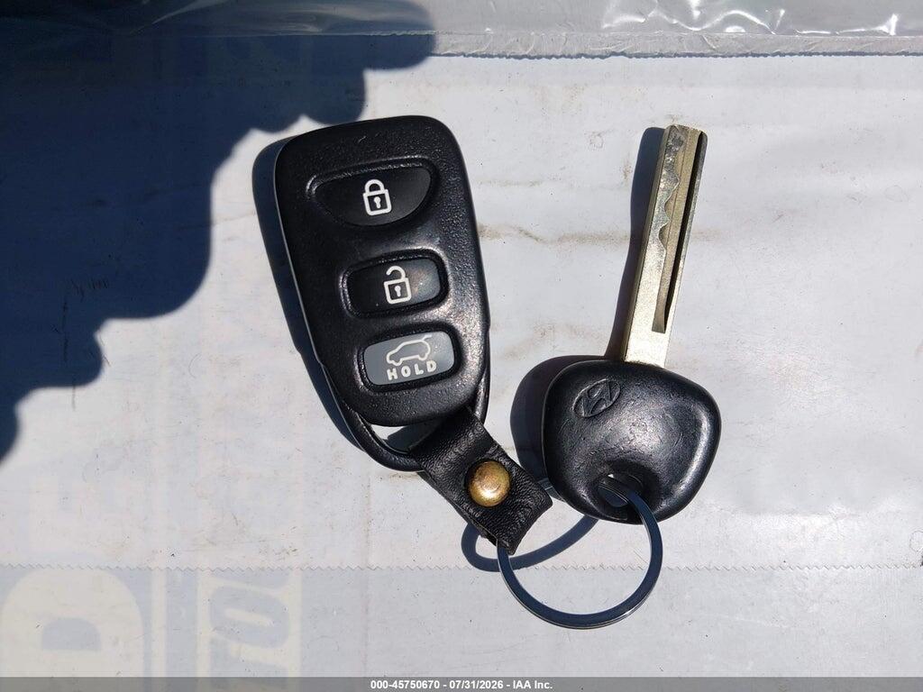 KMHD35LH8GU251600 2016 HYUNDAI ELANTRA GT photo no. 11