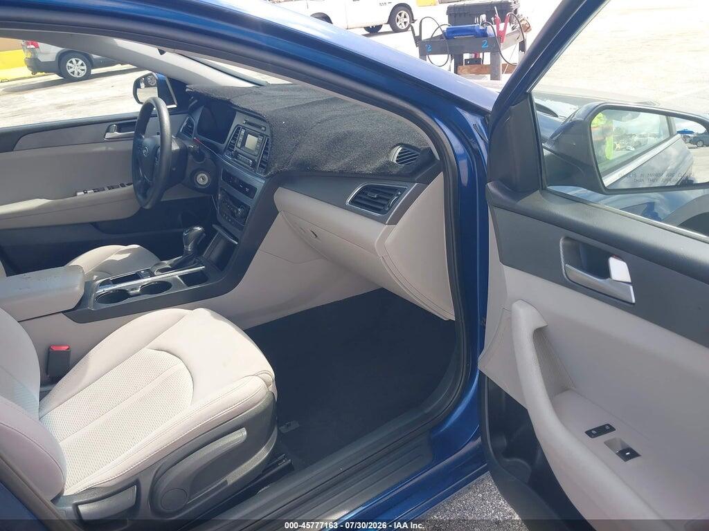 5NPE24AF8GH404705 2016 HYUNDAI SONATA photo no. 5