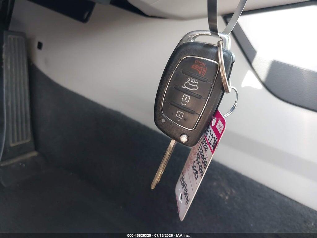 5NPE24AF6GH403200 2016 HYUNDAI SONATA photo no. 11