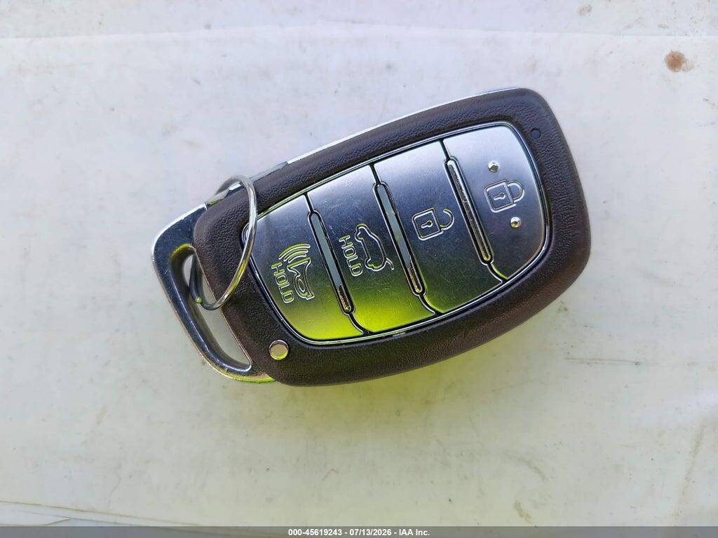 KM8J3CA20GU023645 2016 HYUNDAI TUCSON photo no. 11