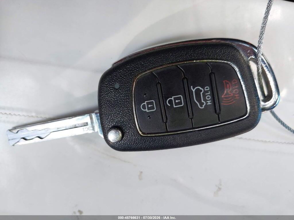 KM8J23A42GU239503 2016 HYUNDAI TUCSON photo no. 11