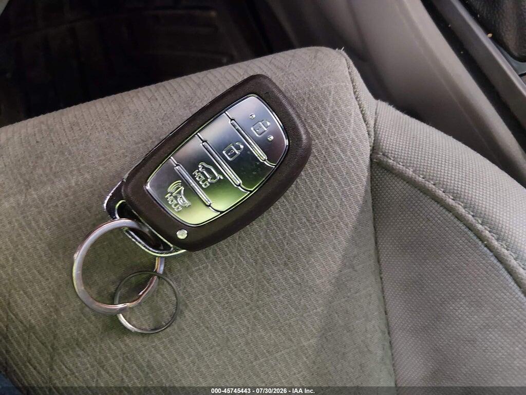 KM8J3CA20GU219875 2016 HYUNDAI TUCSON photo no. 11