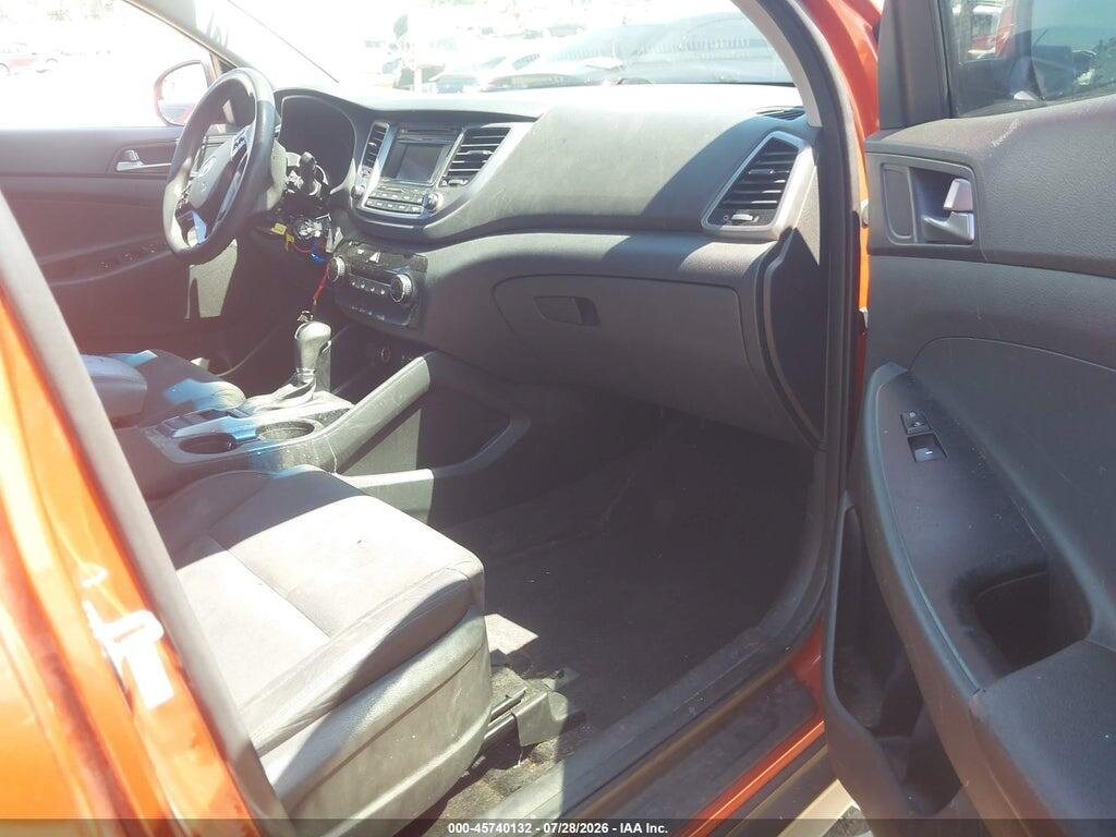 KM8J33A46GU239341 2016 HYUNDAI TUCSON photo no. 5