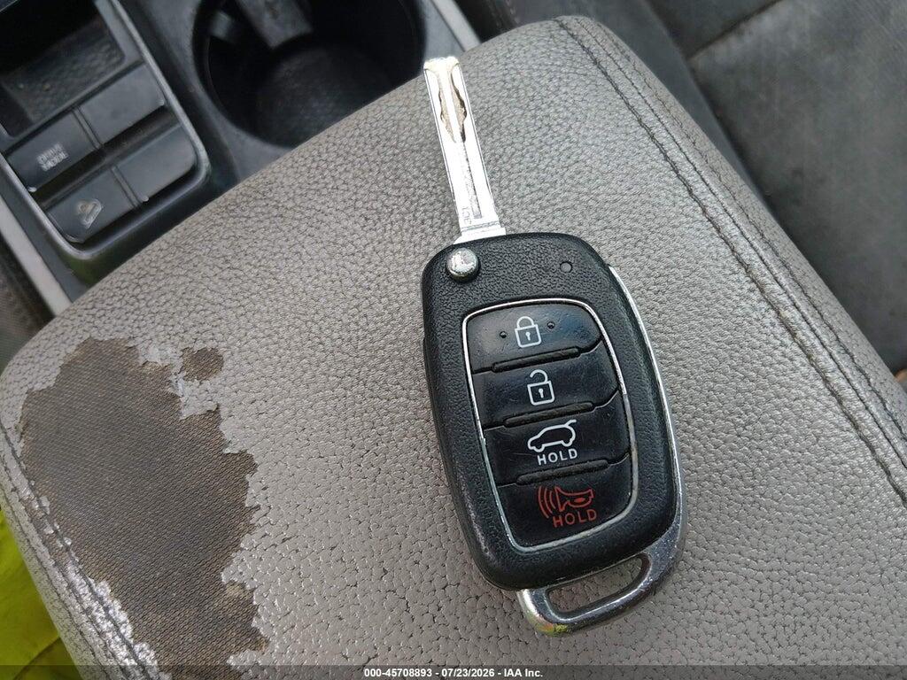 KM8J23A45GU242315 2016 HYUNDAI TUCSON photo no. 11