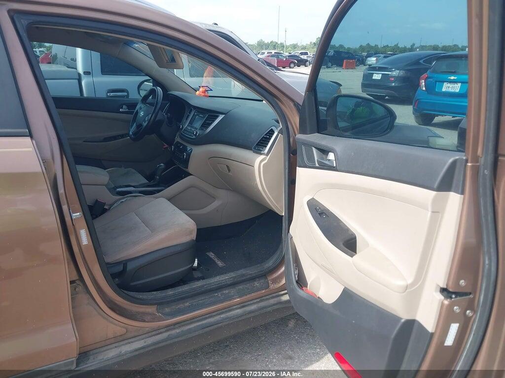 KM8J33A28GU100990 2016 HYUNDAI TUCSON photo no. 5