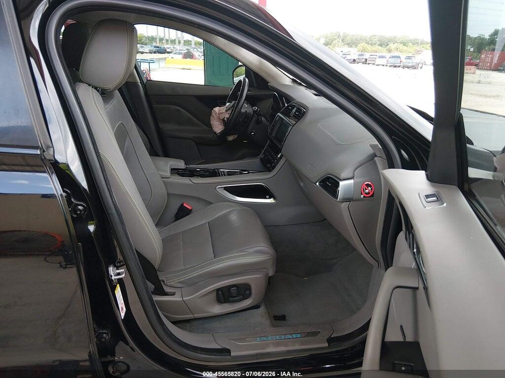 SADCL2BV3HA059241 2017 JAGUAR F-PACE photo no. 5