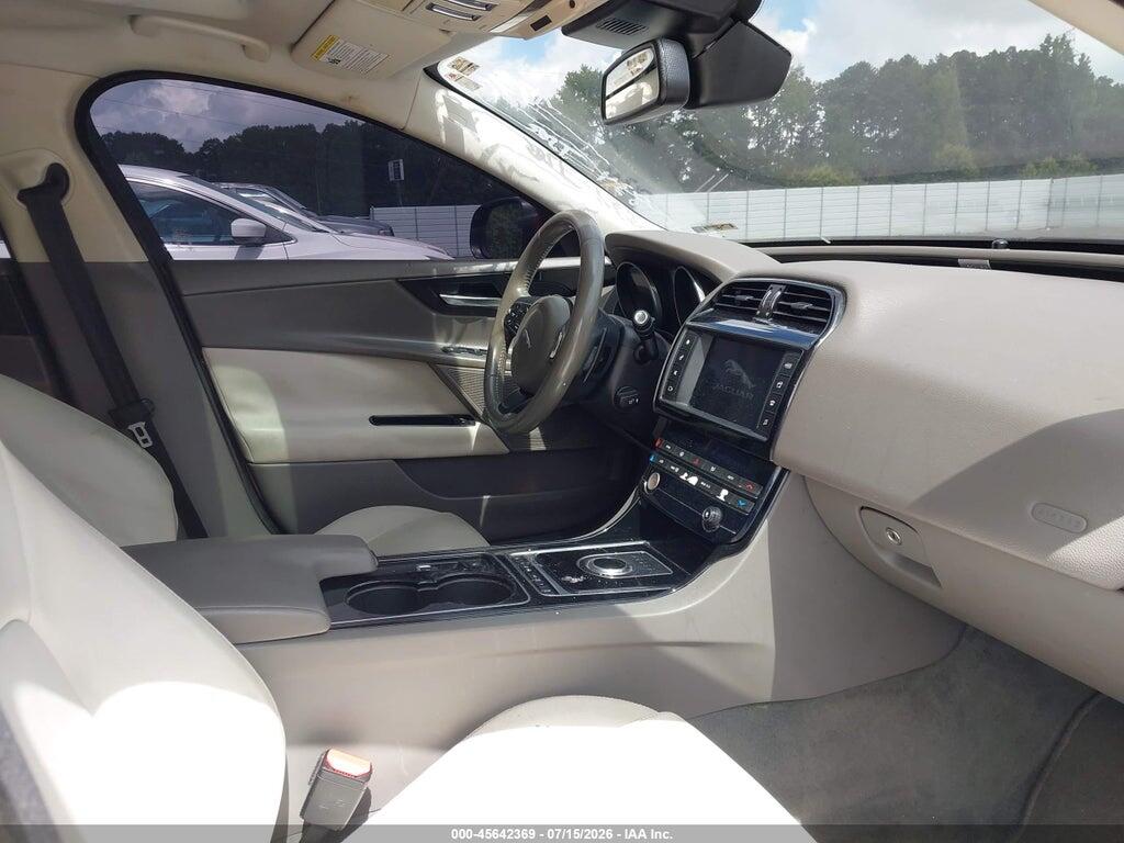 SAJAR4BG2HA965834 2017 JAGUAR XE photo no. 5