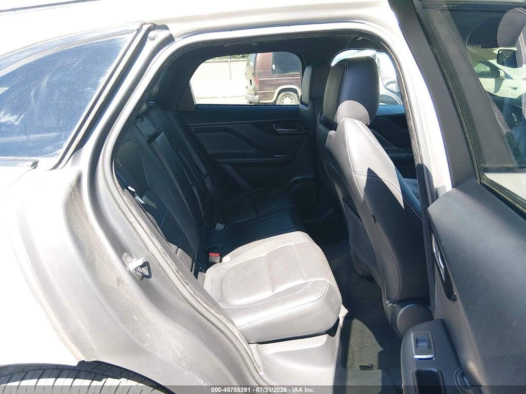 SADCL2BV7HA489984 2017 JAGUAR F-PACE photo no. 8
