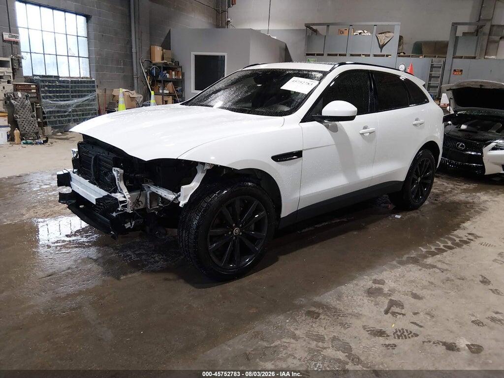 SADCK2BV0HA499730 2017 JAGUAR F-PACE photo no. 2