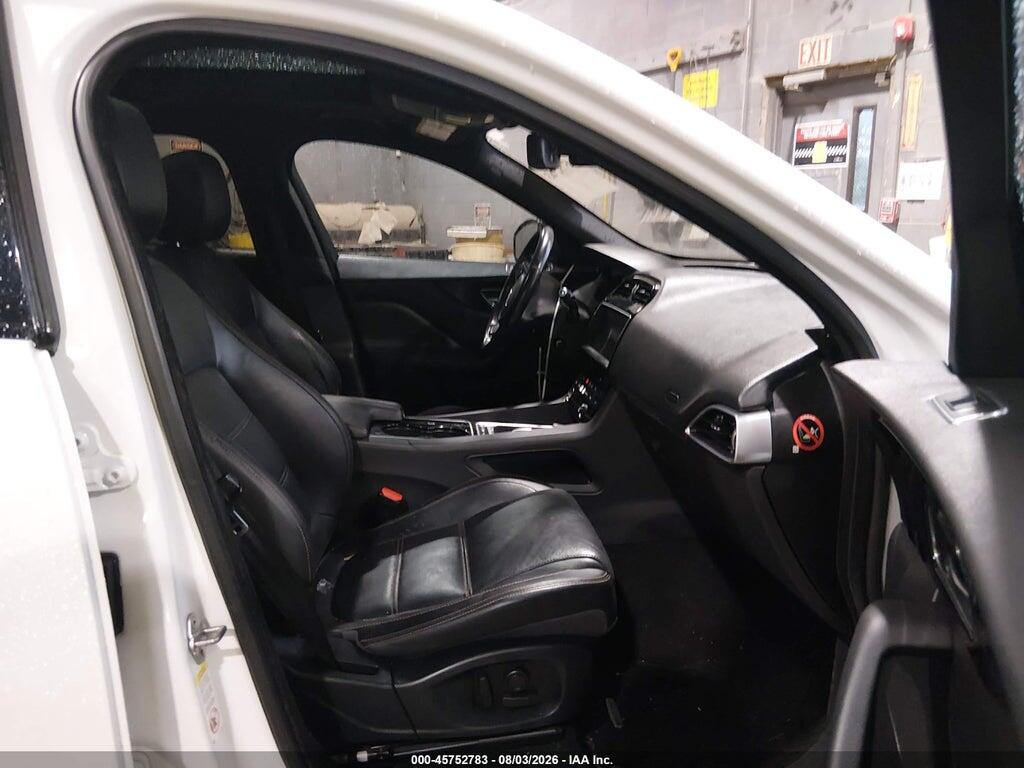 SADCK2BV0HA499730 2017 JAGUAR F-PACE photo no. 5