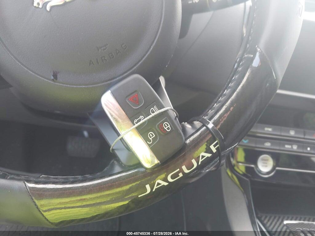 SAJAD4BV3HA971266 2017 JAGUAR XE photo no. 11
