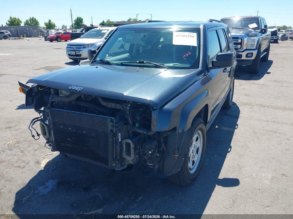 1C4NJPBA3ED769593 2014 JEEP PATRIOT photo no. 2
