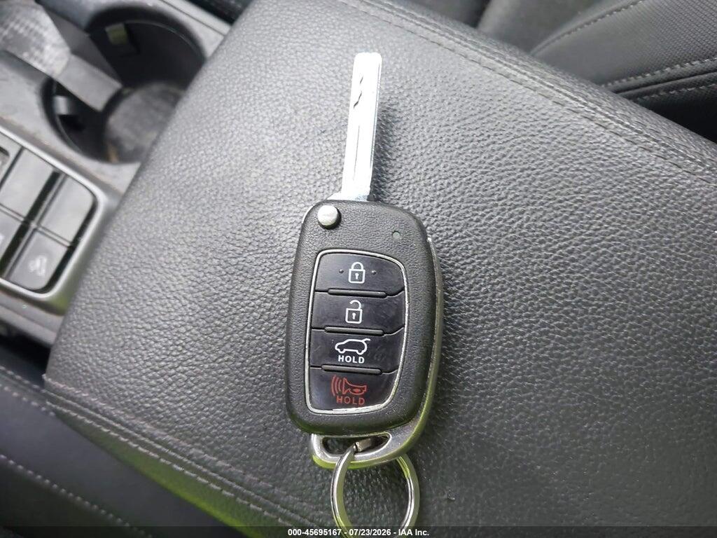 KM8J33A46GU062709 2016 HYUNDAI TUCSON photo no. 11