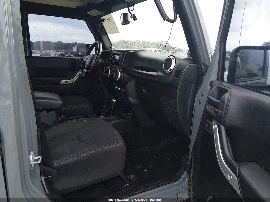 1C4BJWEG3EL263166 2014 JEEP WRANGLER UNLIMITED photo no. 5