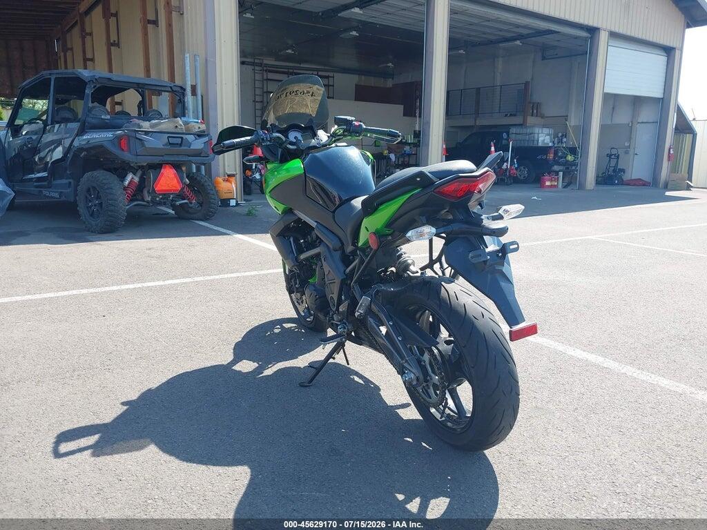 JKALEED14EDA08176 2014 KAWASAKI KLE650 photo no. 3
