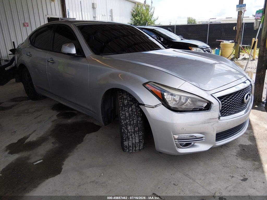 JN1BY1AP1GM220384 2016 INFINITI Q70 photo no. 1