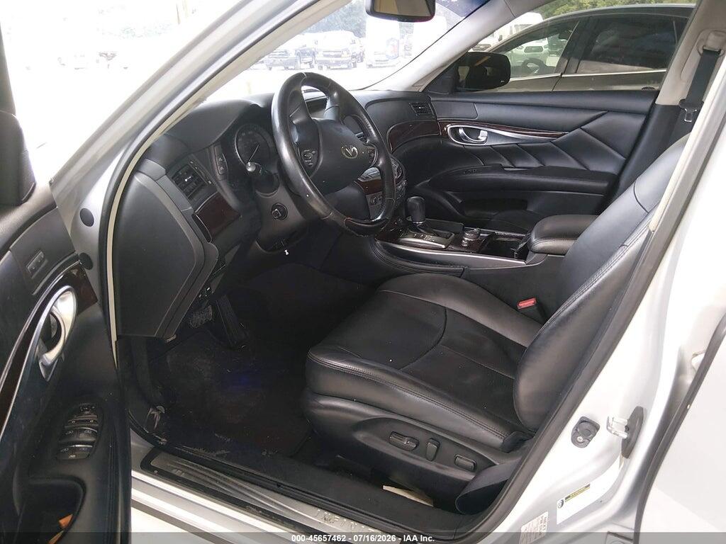 JN1BY1AP1GM220384 2016 INFINITI Q70 photo no. 5