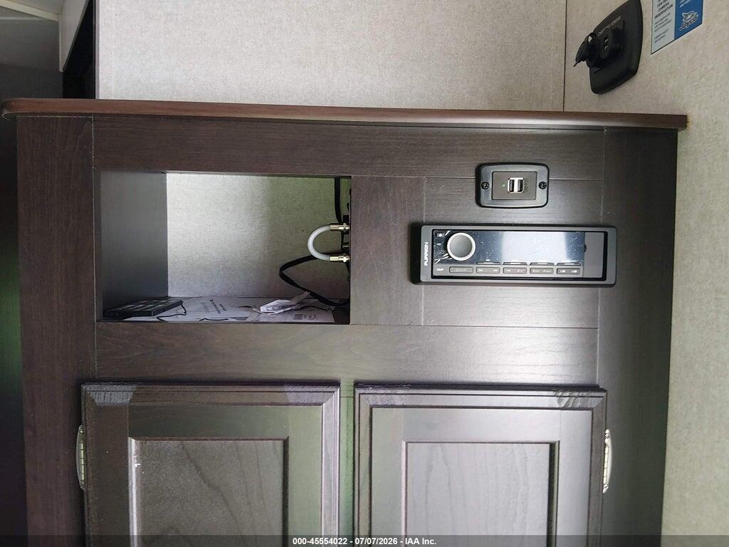 1UJBJSBP5H1V50182 2017 JAYCO OCTANE SUPER LITE TO photo no. 7