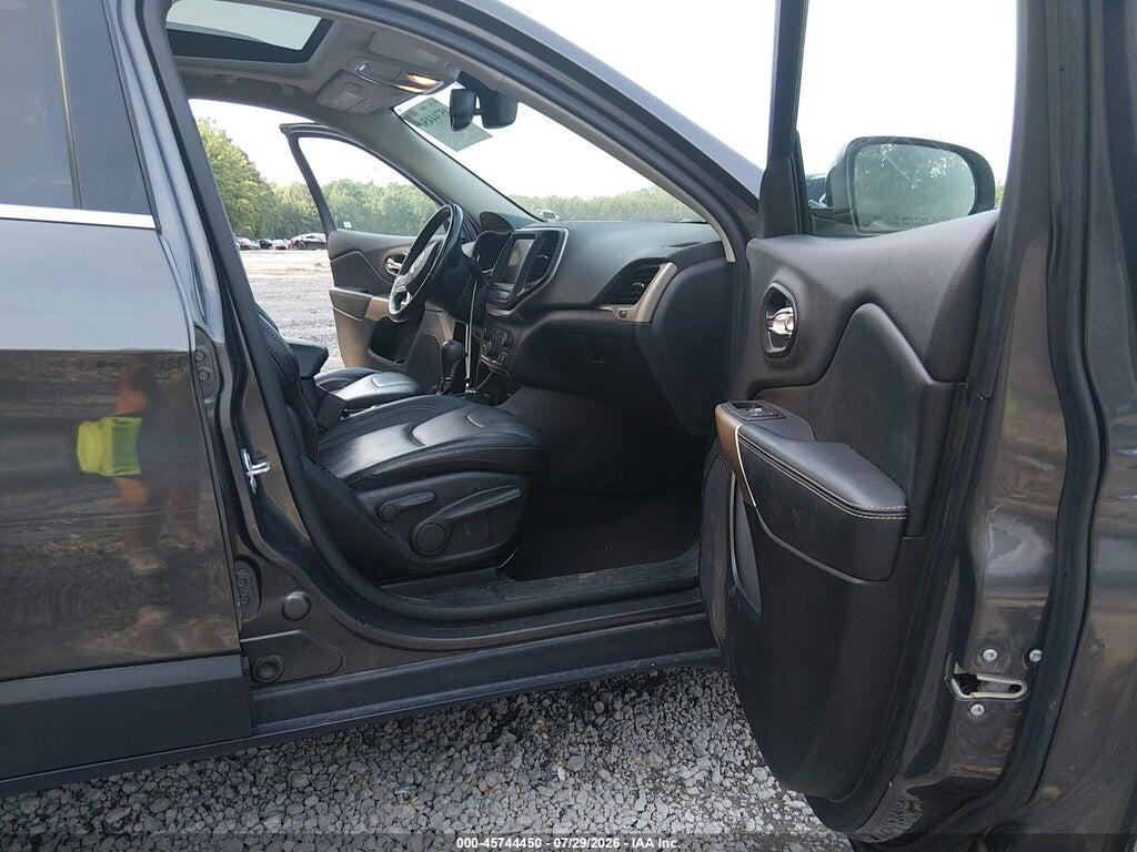 1C4PJMDS8HD238987 2017 JEEP CHEROKEE photo no. 5