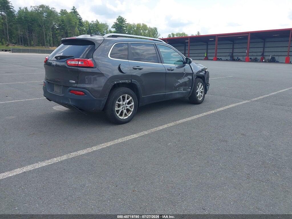 1C4PJMCB3HW601301 2017 JEEP CHEROKEE photo no. 4