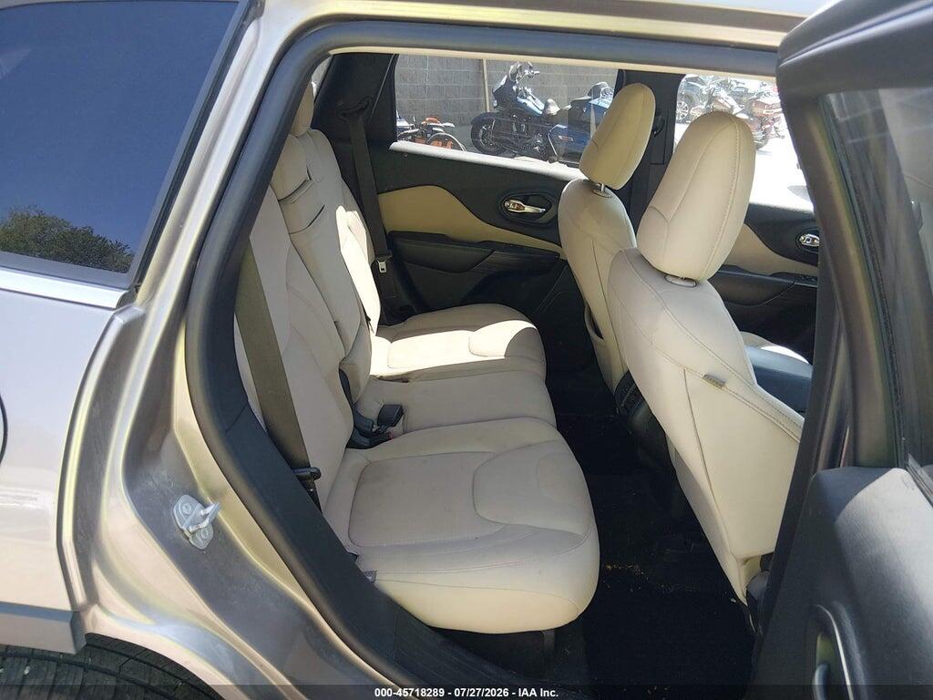 1C4PJMCB4HW521246 2017 JEEP CHEROKEE photo no. 8