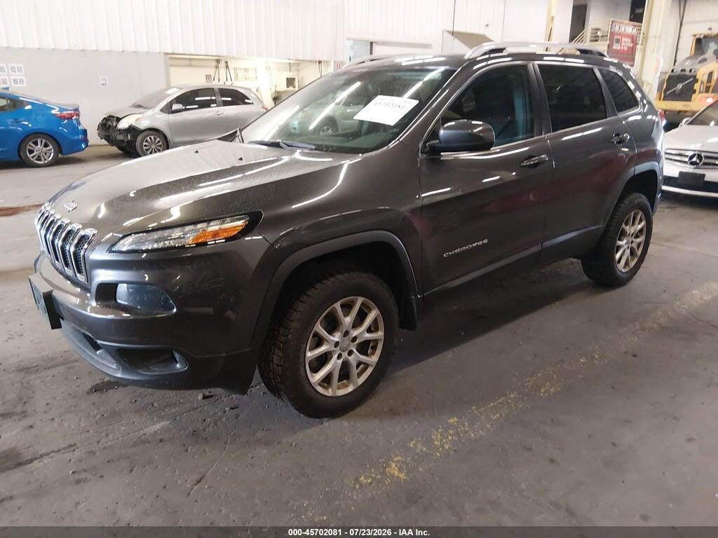 1C4PJMCB6HD237077 2017 JEEP CHEROKEE photo no. 2