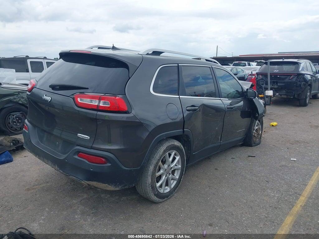 1C4PJLCB4HW503243 2017 JEEP CHEROKEE photo no. 4