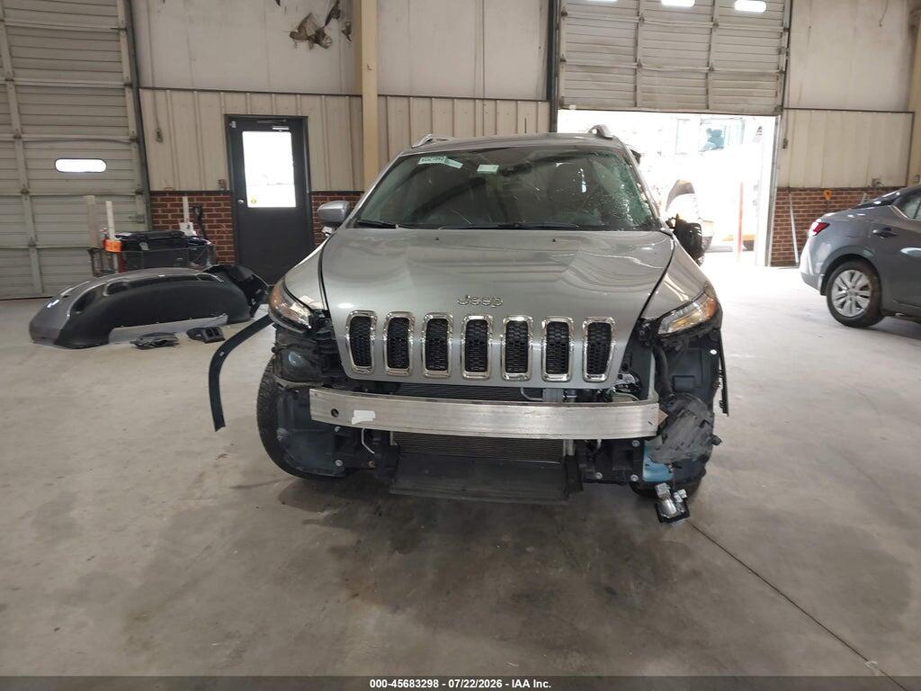 1C4PJMDB7HW665453 2017 JEEP CHEROKEE photo no. 12