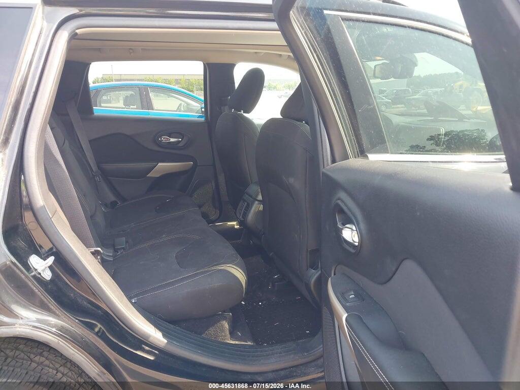 1C4PJMCB2HD217697 2017 JEEP CHEROKEE photo no. 8